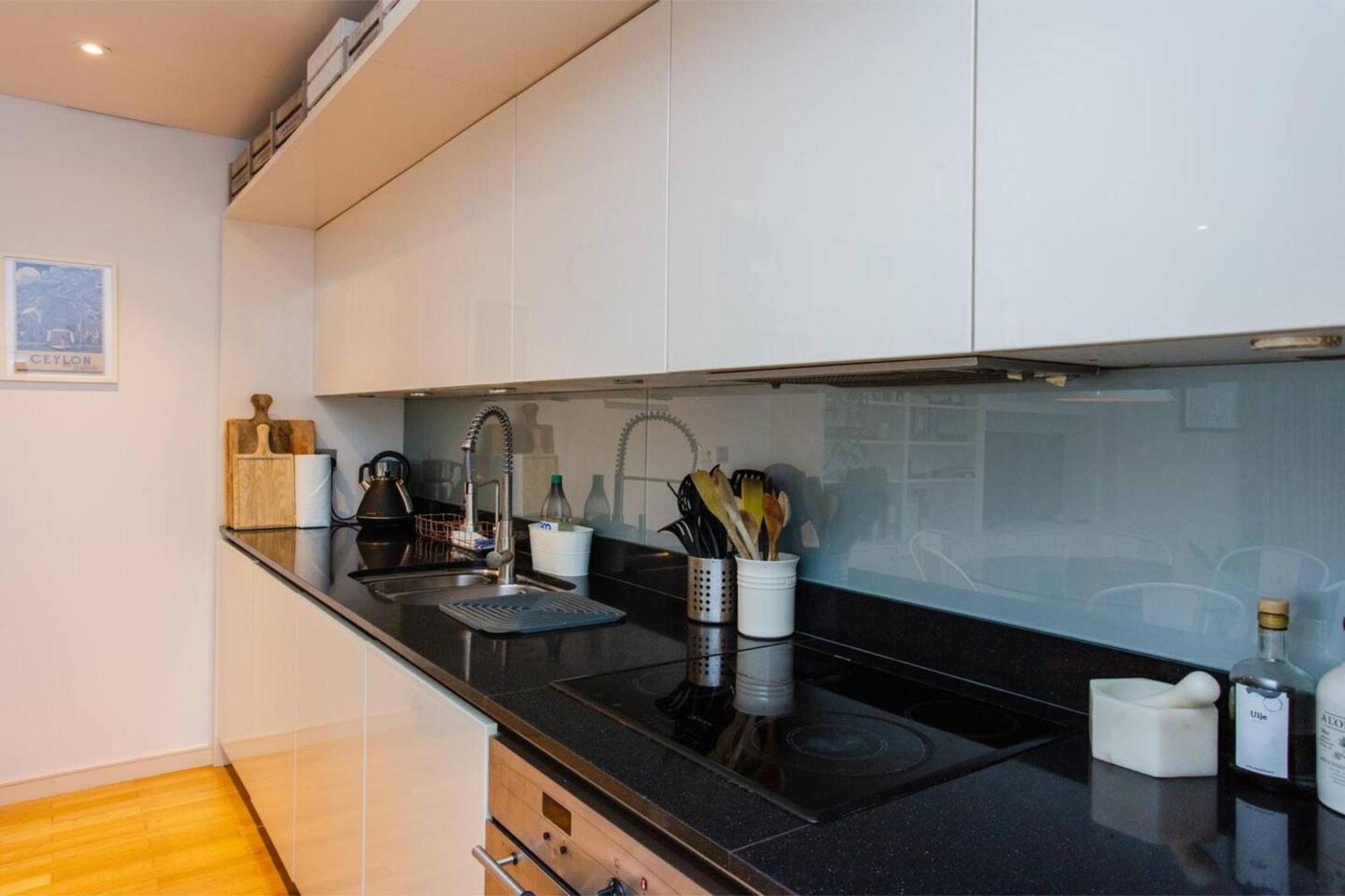 Modern 3 Bedroom Apartment In Paddington London Exterior foto